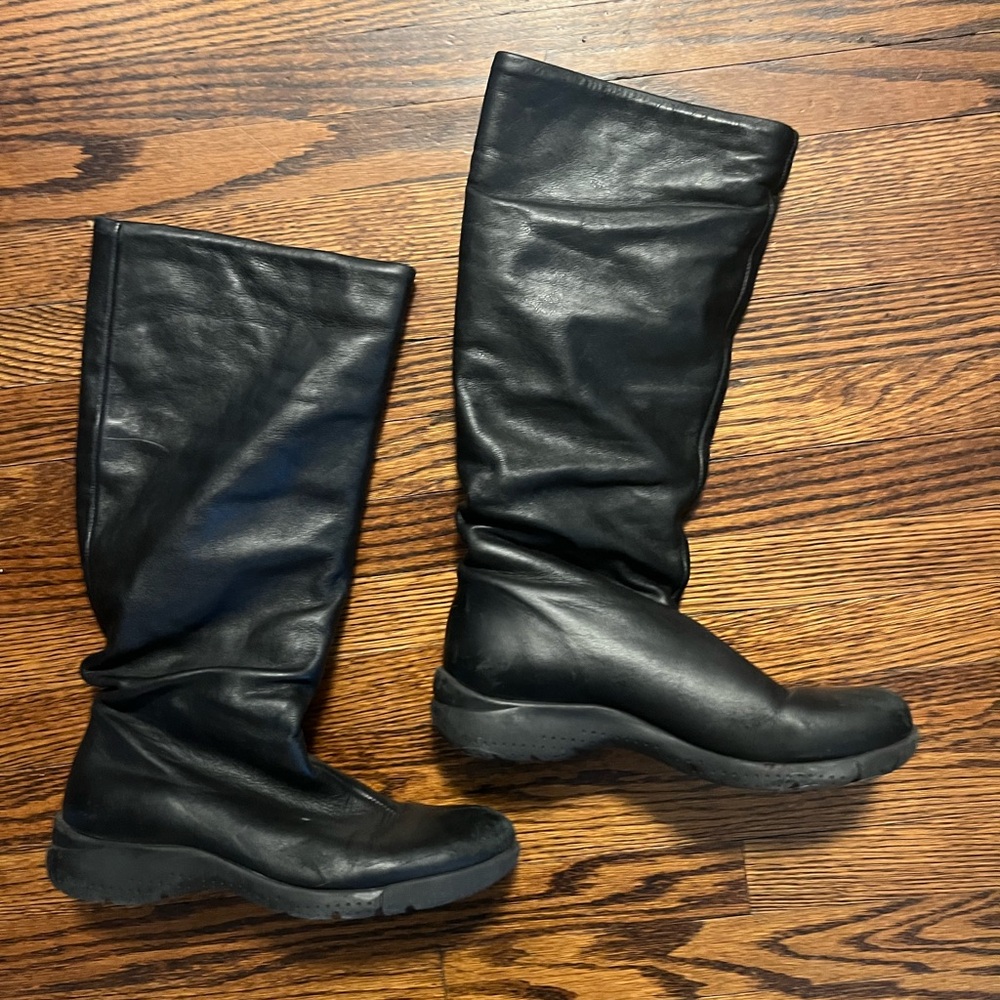 La CANADIENNE Black Leather Winter Boots